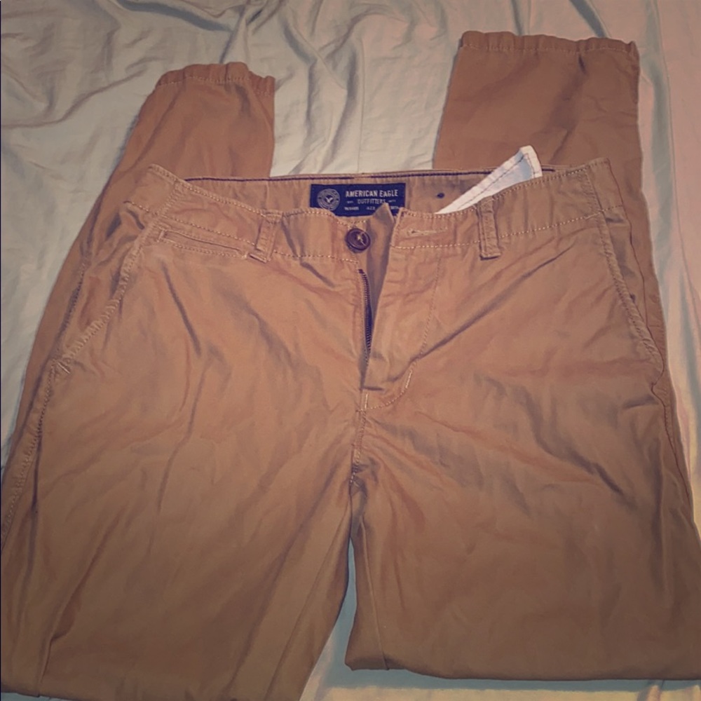 American eagle khaki pants